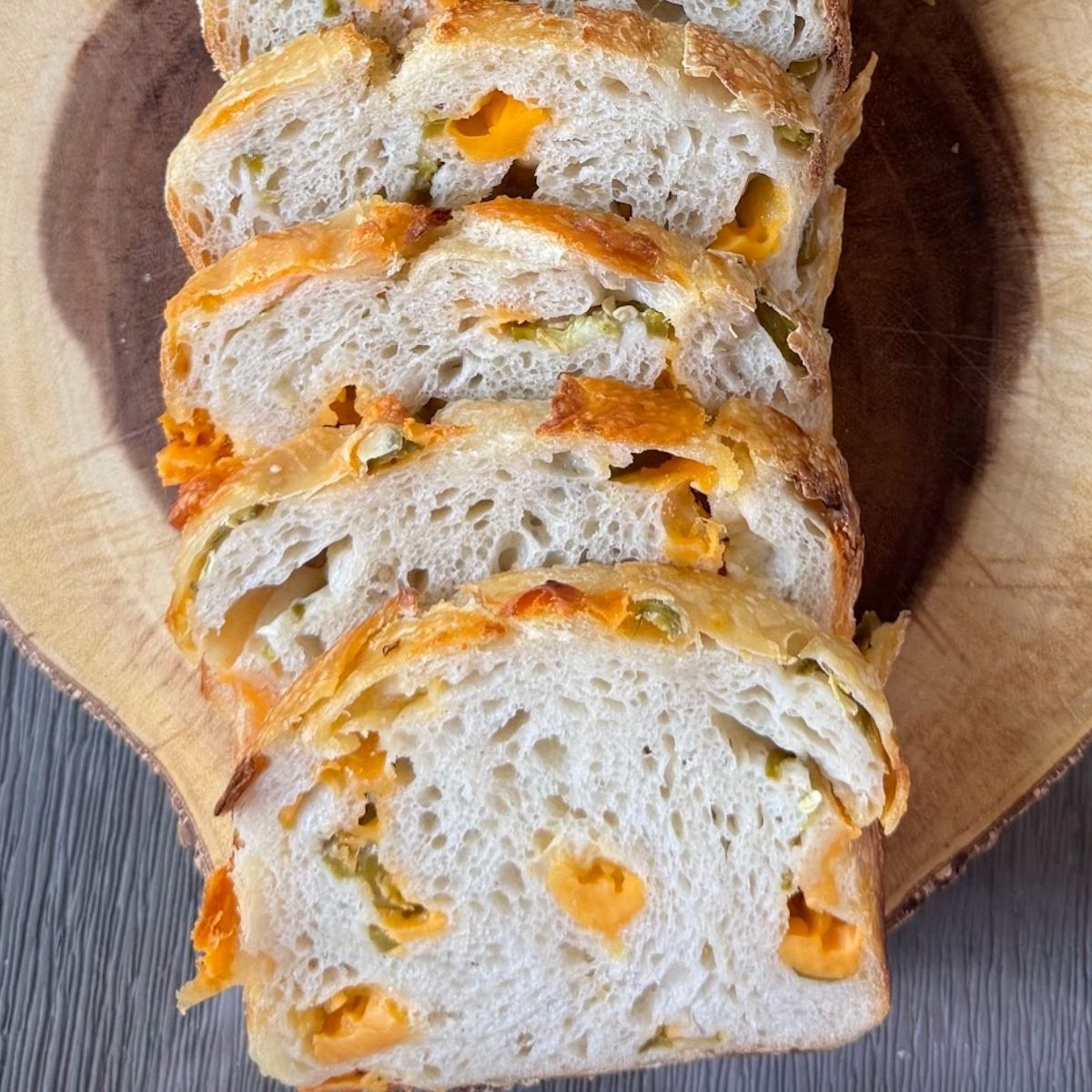 Cheddar Jalapeño Sourdough Bread