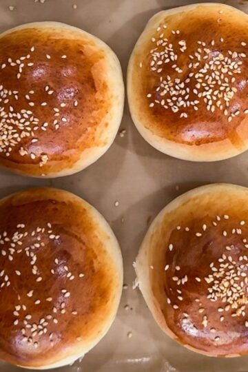 Quick and Easy Hamburger Buns
