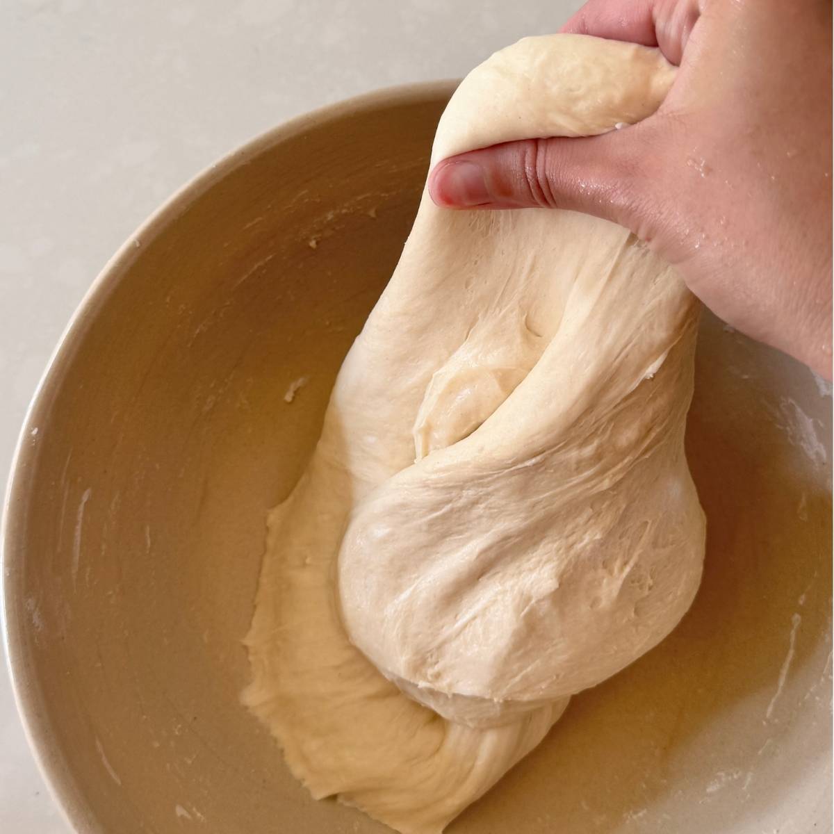 stretch and fold pizza dough
