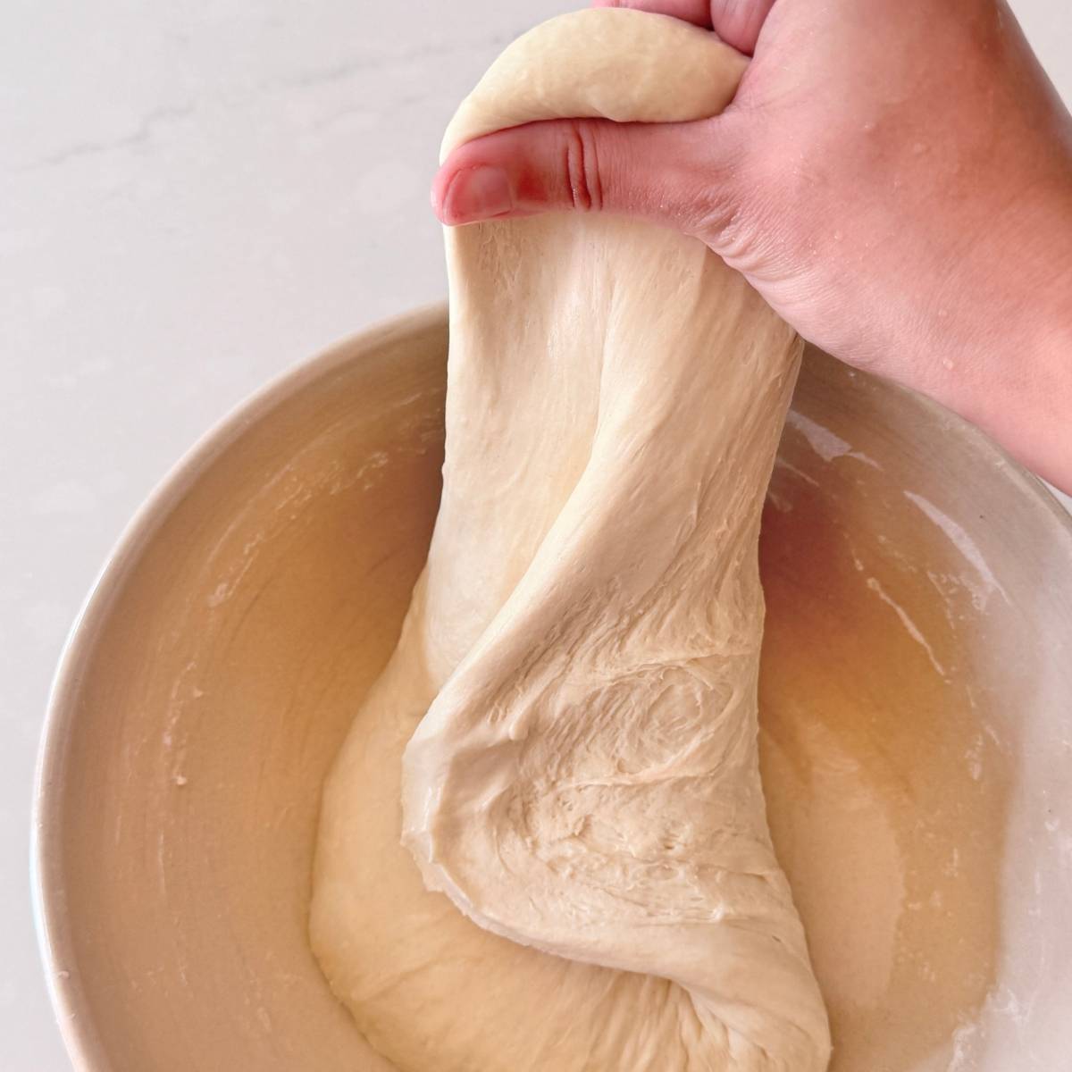stretch and fold pizza dough